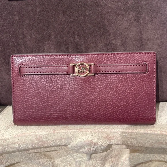 Michael Kors Reed Lg Bifold Pebbled Leather Snap Wallet Card Case 
Oxblood 
NWT - Picture 16 of 16